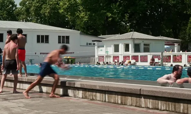 An insider guide to 6 of the most beautiful public swimming pools in Vienna